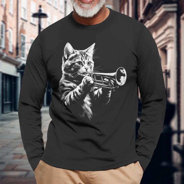 トランペットを奏でる猫 ヴィンテージ ジャズ ミュージシャン トランペッター 長袖Tシャツ 高齢者への贈り物