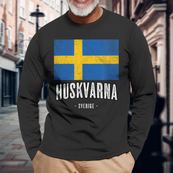 ハスクバーナ市 スウェーデン 長袖Tシャツ 高齢者への贈り物