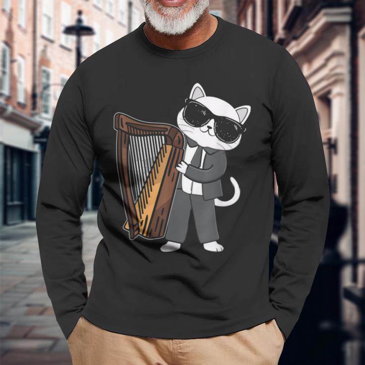 ハープを演奏する猫 音楽愛好家 音楽プレーヤー エキスパート ミュージシャン 長袖Tシャツ 高齢者への贈り物