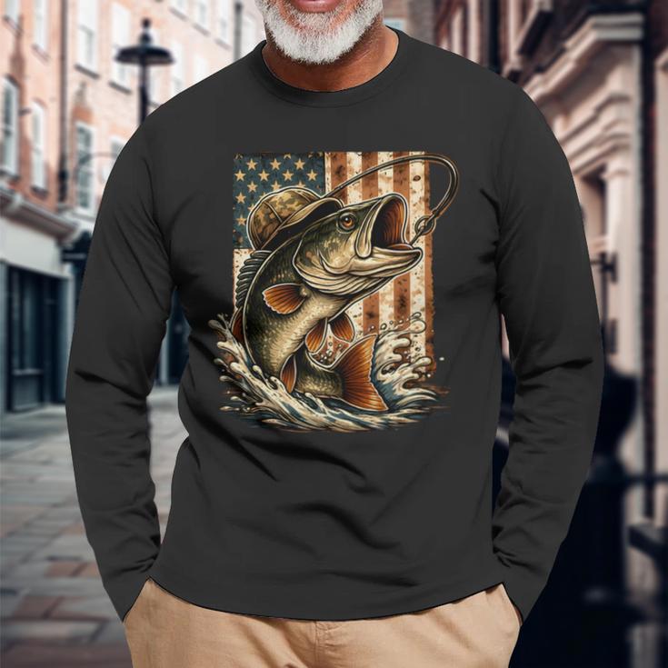 ビンテージバスフィッシング迷彩、アメリカ国旗。 長袖tシャツ 長袖Tシャツ 高齢者への贈り物
