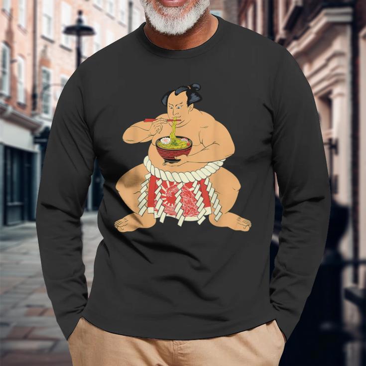 ビンテージ相撲力士 Eat ラーメン ヌードル アニメ 日本語 長袖Tシャツ 高齢者への贈り物