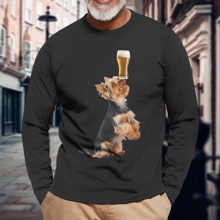 ビールヨークシャーテリア 長袖Tシャツ 高齢者への贈り物