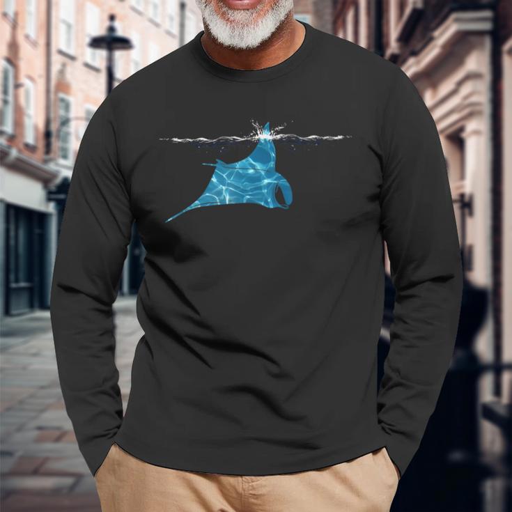 マンタレイかわいいマンタ愛好家スティングレイシュノーケリング 長袖Tシャツ 高齢者への贈り物