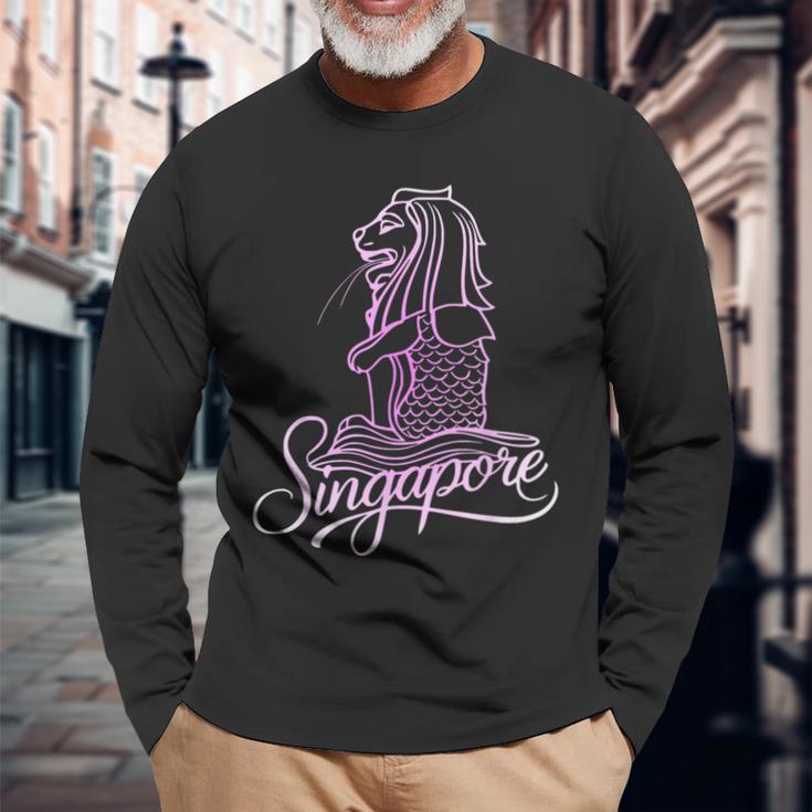 マーライオンのお土産デザインのシンガポールシティスカイライン 長袖Tシャツ 高齢者への贈り物