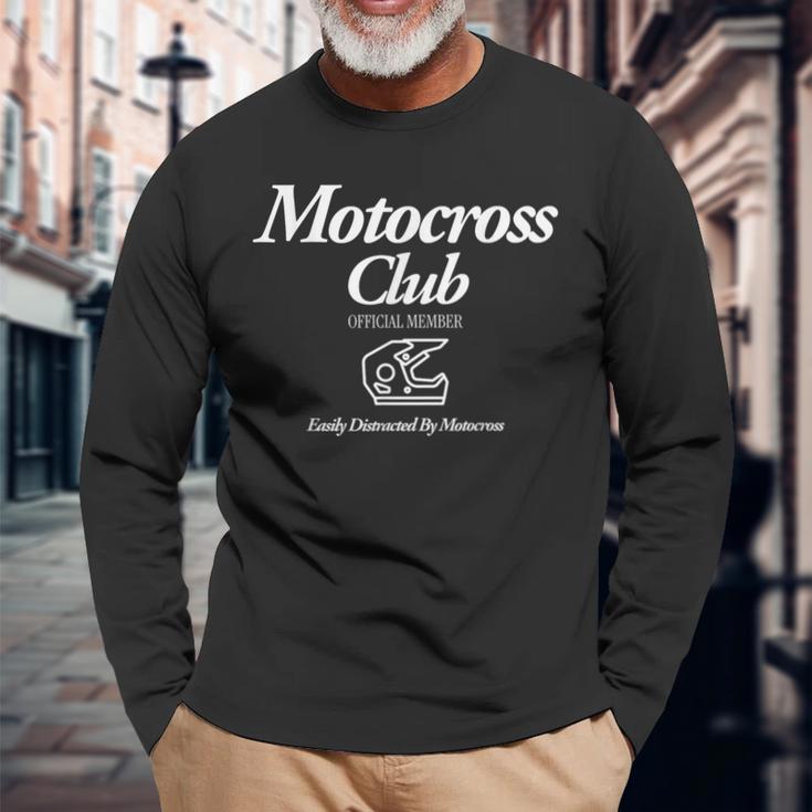 モトクロスクラブ公式メンバー、簡単にモトクロスに気を取られる 長袖Tシャツ 高齢者への贈り物