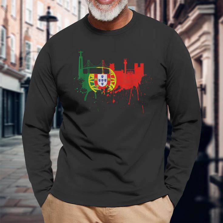 リスボン スカイライン ポルトガル国旗 絵画 ファンアート I Love Lisboa 長袖Tシャツ 高齢者への贈り物