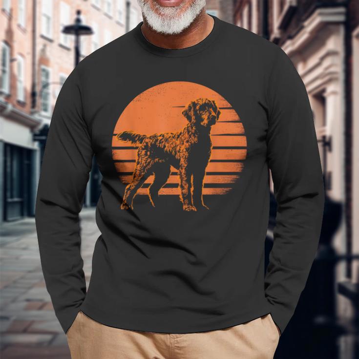 レトロ デザイン カーリー コーテッド レトリバー犬 長袖Tシャツ 高齢者への贈り物