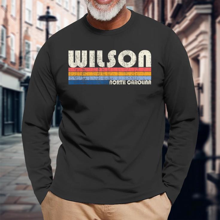 ヴィンテージレトロ70年代80年代スタイルノースカロライナ州ウィルソンの故郷 長袖Tシャツ 高齢者への贈り物