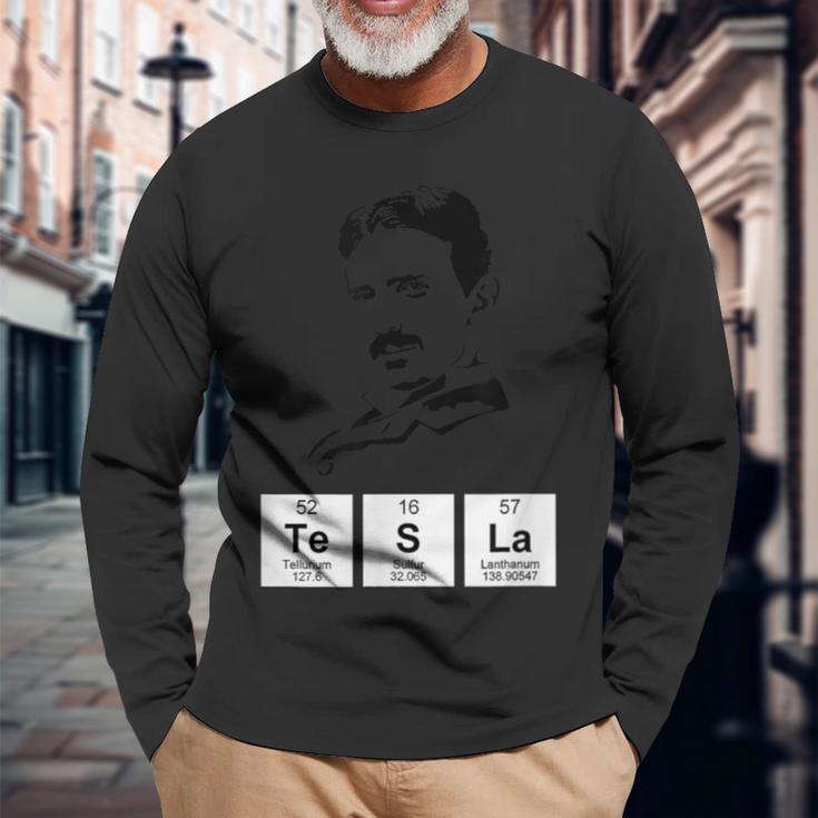 周期表 ニコラ・テスラア 長袖Tシャツ 高齢者への贈り物