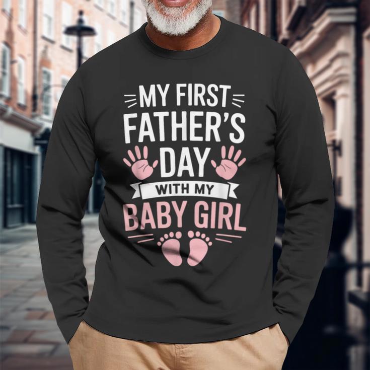女の赤ちゃんとの初めての父の日おもしろい初めてのお父さん 長袖Tシャツ 高齢者への贈り物