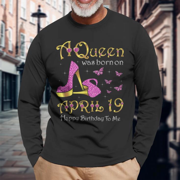 女王は4月19日、4月19日に誕生した誕生日パーティー。 長袖Tシャツ 高齢者への贈り物