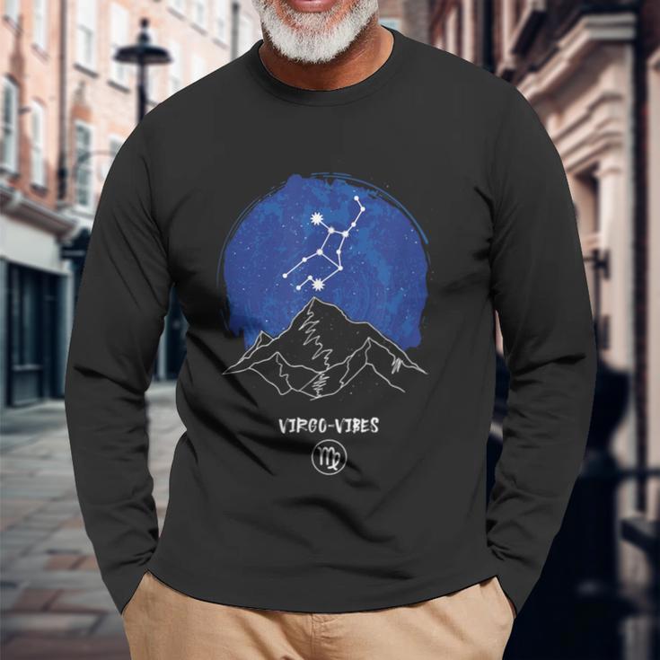 山と星座 乙女座 長袖Tシャツ 高齢者への贈り物