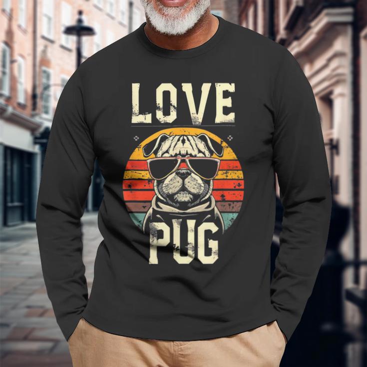 犬愛好家のためのかわいいパグのイラスト 長袖Tシャツ 高齢者への贈り物