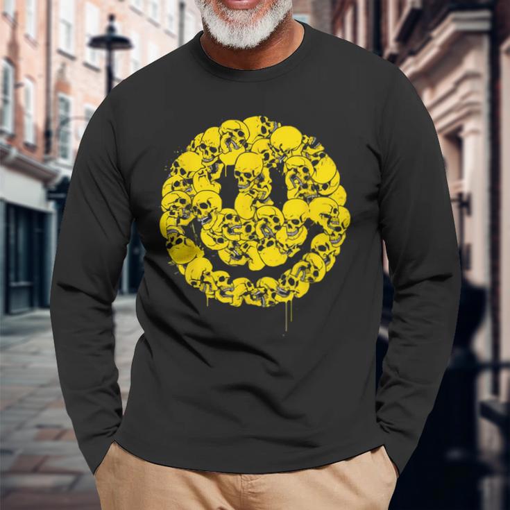 笑顔 顔 絵文字 パンクロック スカル ゴシック ボーンズ 長袖Tシャツ 高齢者への贈り物