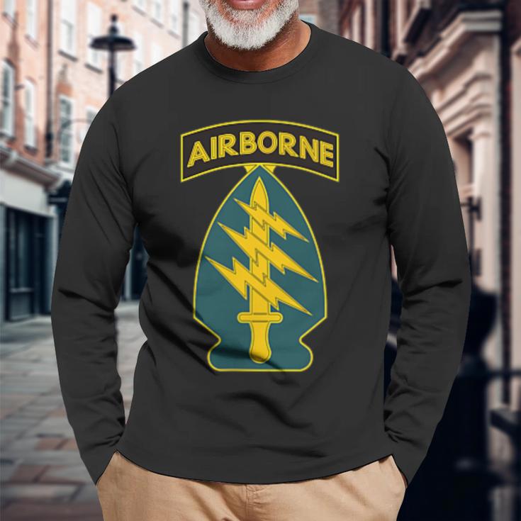 第1特殊部隊 アメリカ陸軍 グリーンベレー帽 空挺部隊f 退役軍 長袖Tシャツ 高齢者への贈り物