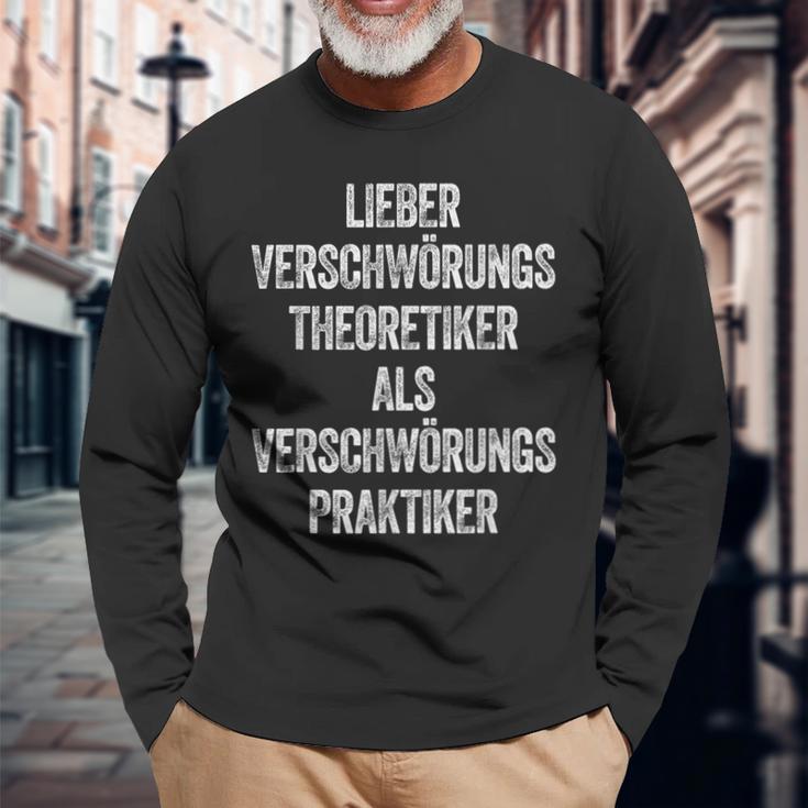 陰謀論 Nwo エイリアン 月 陰謀論者 長袖Tシャツ 高齢者への贈り物