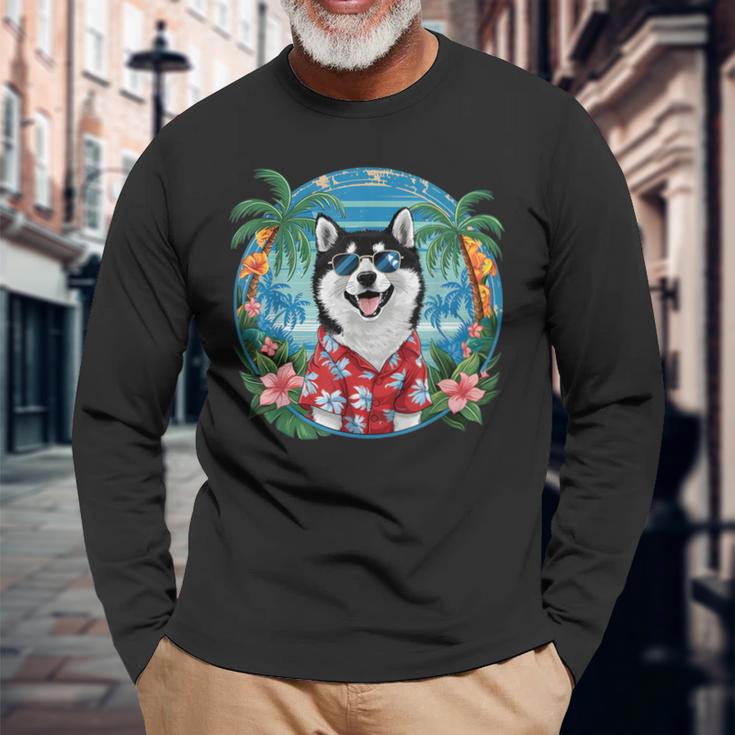 面白い 柴犬 夏 ハワイアン バイブ トロピカルビーチ 長袖Tシャツ 高齢者への贈り物