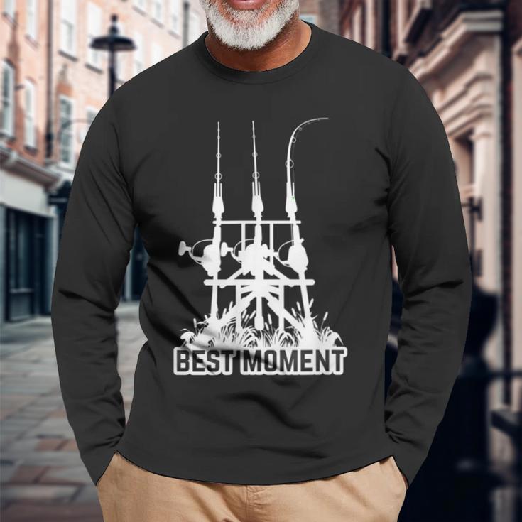 鯉釣り カープハンターデザイン トップカープフィッシング 長袖Tシャツ 高齢者への贈り物