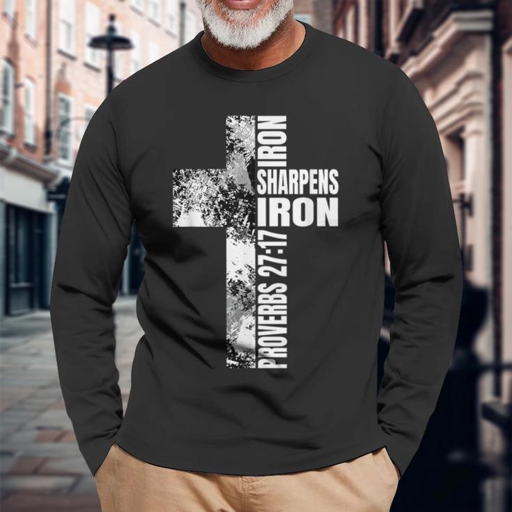 黒 白 十字架 鉄 シャープ 鉄の詩 キリスト教徒のカップル 長袖Tシャツ 高齢者への贈り物