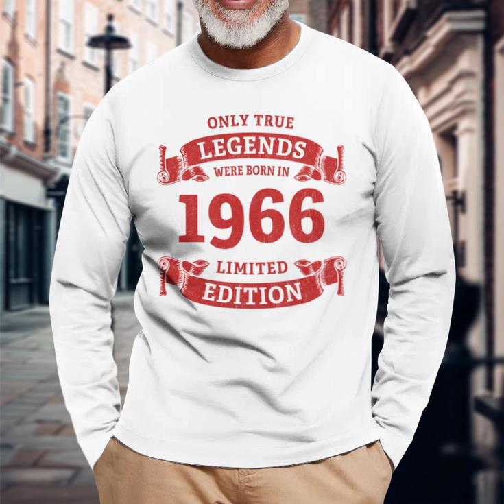 60歳の誕生日 還暦 真のレジェンドは1966年生まれ 長袖tシャツ 長袖Tシャツ 高齢者への贈り物
