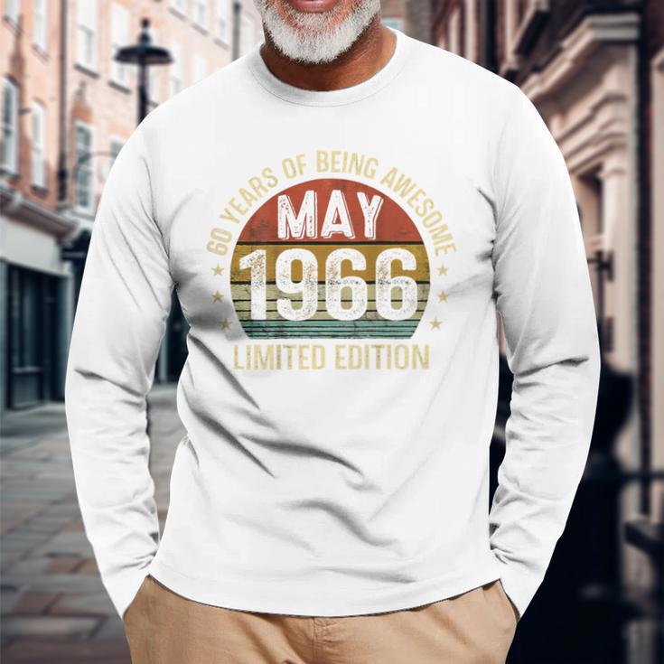 On Back 5月の誕生日 Est 1966年限定版 60Th 長袖Tシャツ 高齢者への贈り物