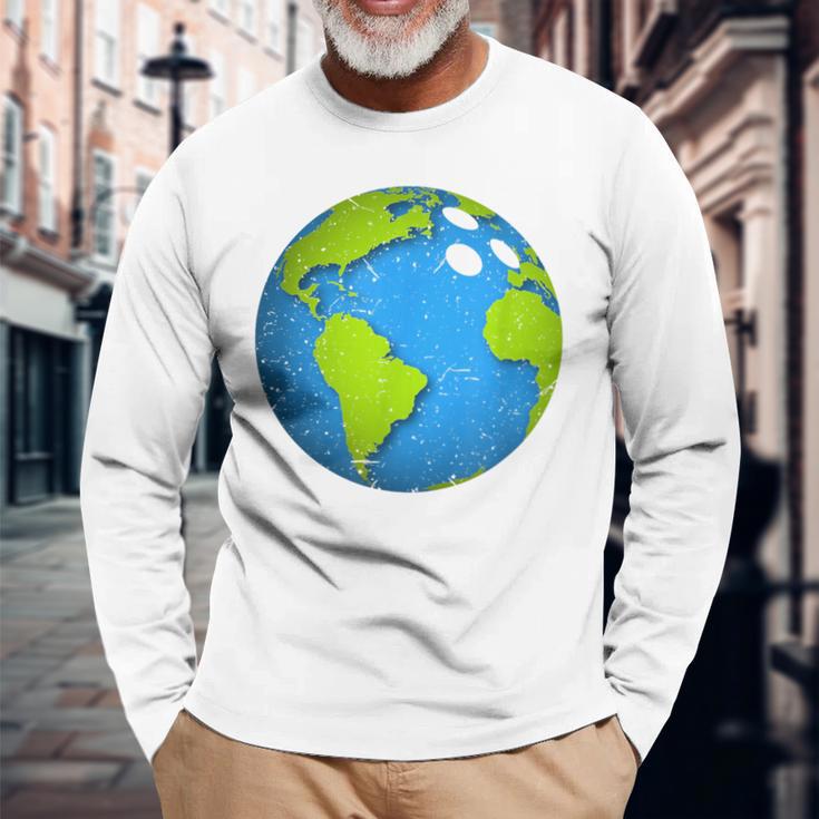 アースボウリングボールアースデイフェイバーズファニーアースデイ 長袖Tシャツ 高齢者への贈り物