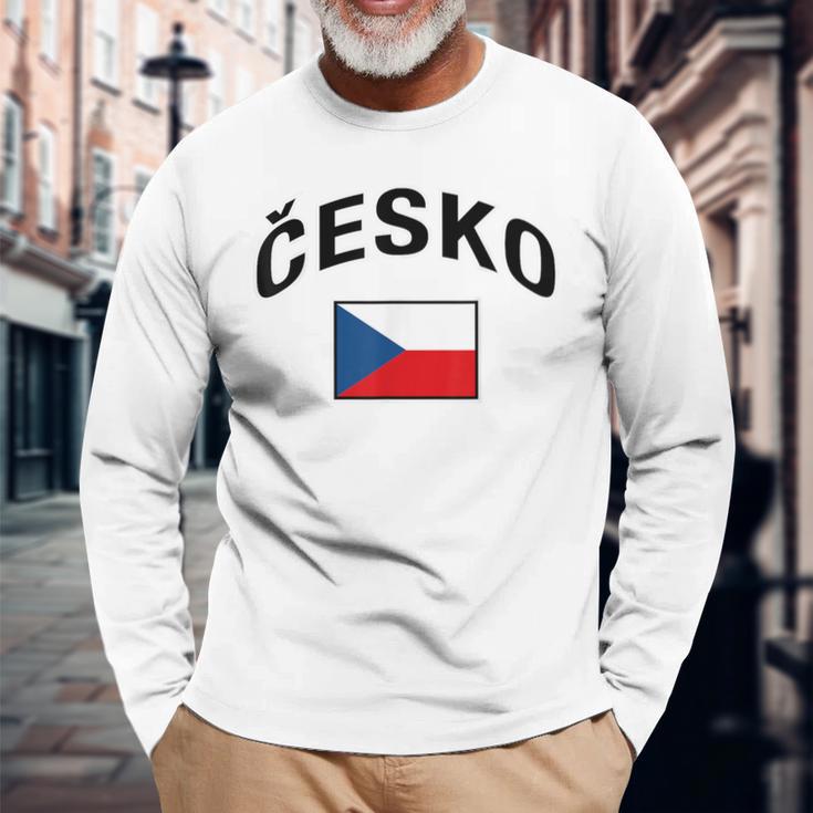 チェコ国旗 誇り高きチェコ語 長袖Tシャツ 高齢者への贈り物