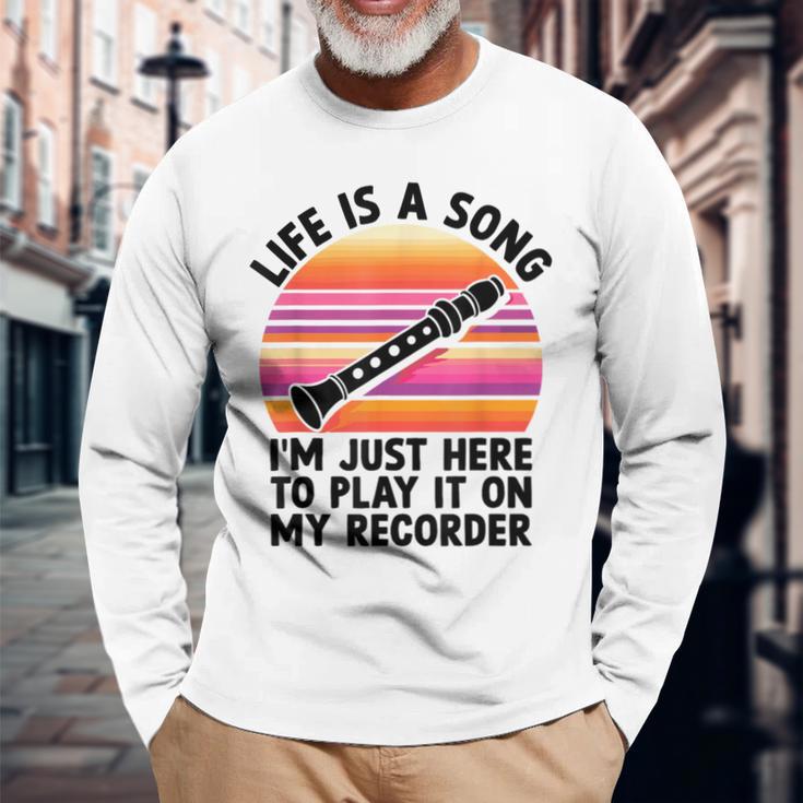ライフ・イズ・ア・ソングリコーダーで弾きたくてここにいるだけ 長袖Tシャツ 高齢者への贈り物