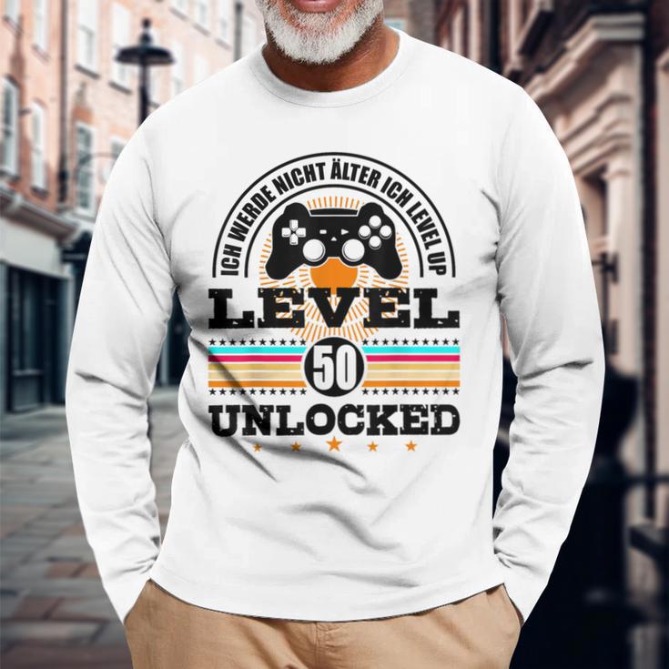 レベル50 I Will Not Older I Level Up 50Th Birthday 長袖Tシャツ 高齢者への贈り物