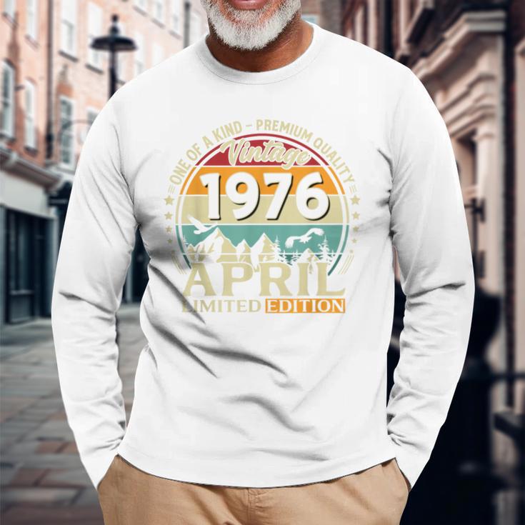 ヴィンテージカー 1976 年4月 50 歳の誕生日 1976 年のクラシックカー 長袖Tシャツ 高齢者への贈り物