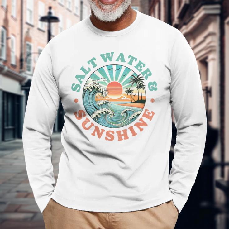 海水と日光 レトロ ビーチ 波 夕日 ヤシの木 長袖Tシャツ 高齢者への贈り物