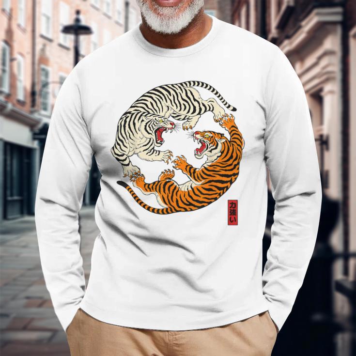 陰陽風水太地-虎 日本中国美術 長袖Tシャツ 高齢者への贈り物