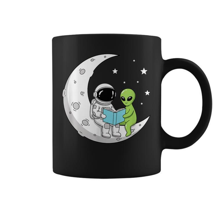 Astronaut And Alien Reading On Moon Space Book Lover Sci Fi Graphic Print Coffee Mug