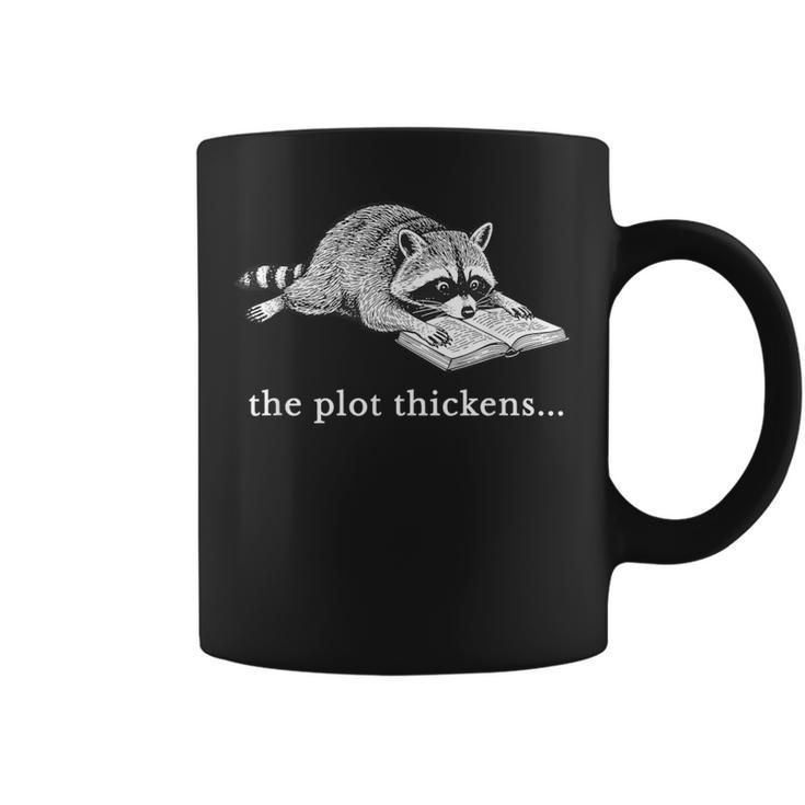 The Plot Thickens Raccoon Book Lover Graphic Print Coffee Mug