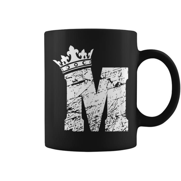 アルファベットtシャツ イニシャル文字mとキングクイーンクラウンtシャツ コーヒーマグ