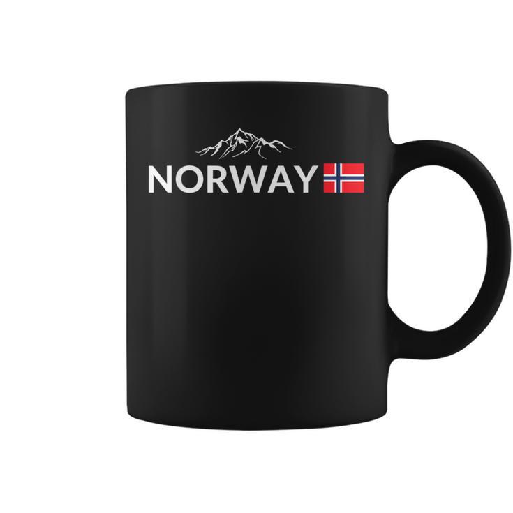 ノルウェー国旗 山 アウトドア旅行 In ノルウェー コーヒーマグ