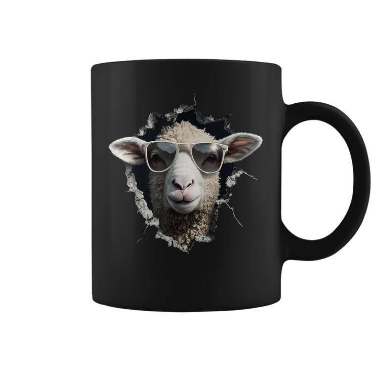 羊が穴から覗いています 農夫 羊飼い 飼い Coolheep Portrait コーヒーマグ