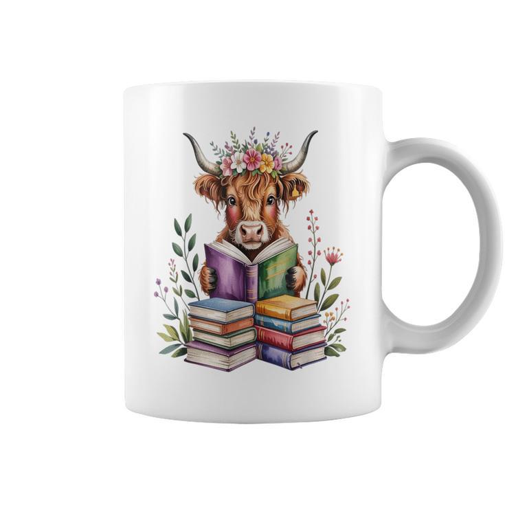 Cute Highland Cow Library Bookworm Librarian Books Reading Graphic Print Coffee Mug
