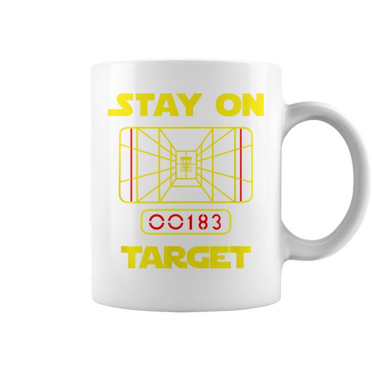 Stay On Target-ディスクゴルフtシャツ コーヒーマグ