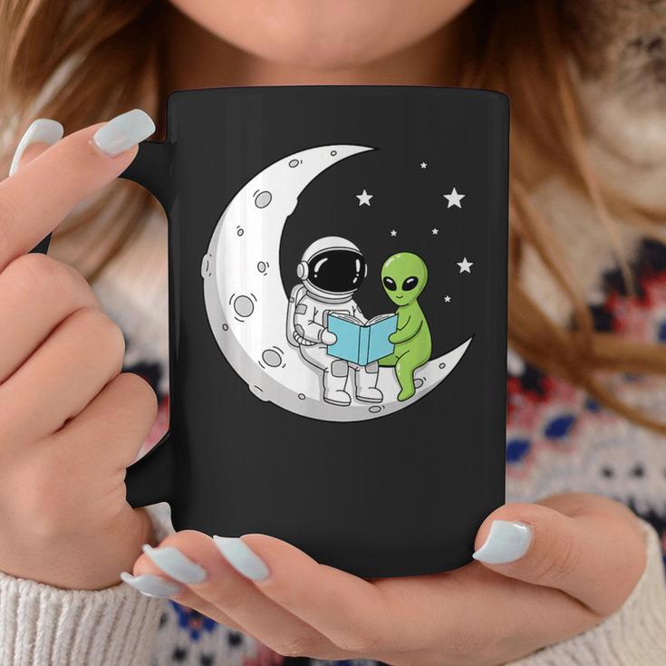 Astronaut And Alien Reading On Moon Space Book Lover Sci Fi Graphic Print Coffee Mug Unique Gifts