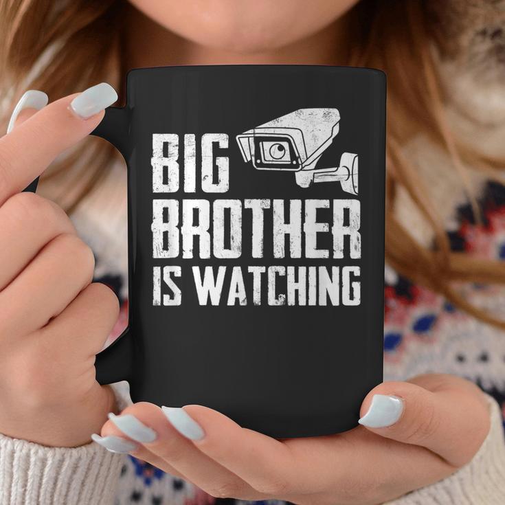 Big Brother Is Watching Government Massurveillance Cctv コーヒーマグ 面白い贈り物