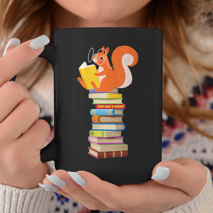 Cute Squirrel Reading Women's Tops Book Lovers Graphic Print Coffee Mug Unique Gifts
