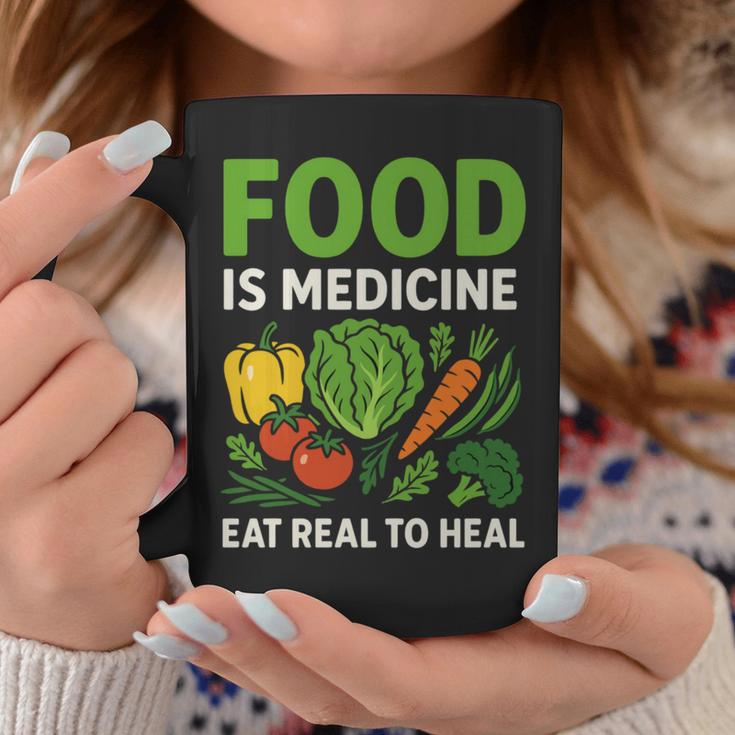 Food Is Medicineの栄養士、自然療法医栄養士へのギフト 長袖tシャツ コーヒーマグ 面白い贈り物