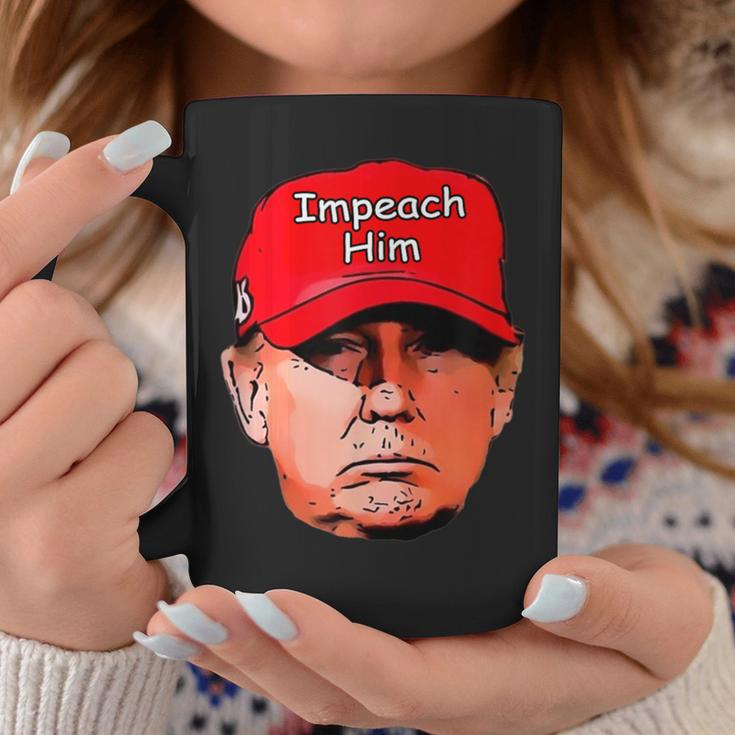 Impeach Trumptupid レッドキャップ ジョーク 民主党員 Usa 弾丸 コーヒーマグ 面白い贈り物
