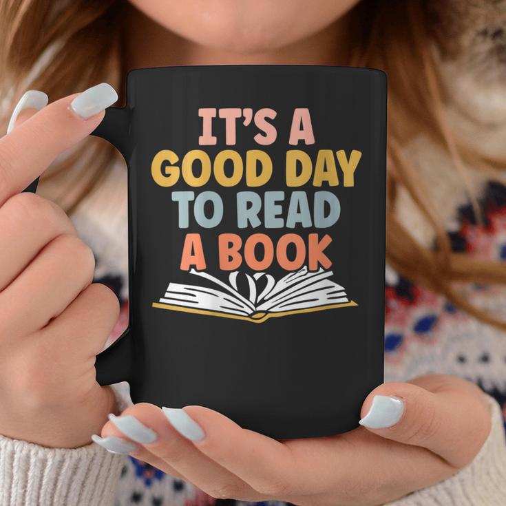 Ist A Good Day To Read A Book For a Bookworm Book Lovers Graphic Print Coffee Mug Unique Gifts