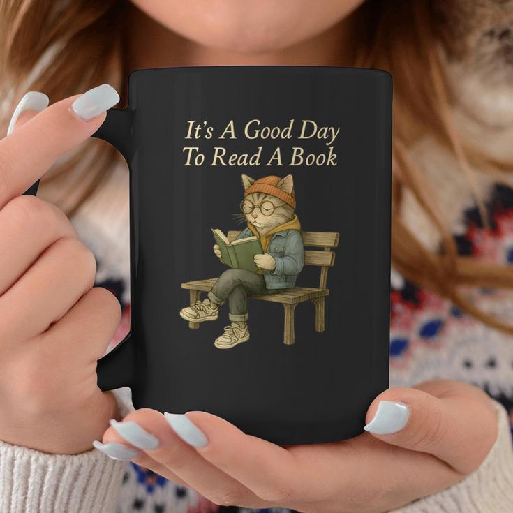 It’s A Good Day To Read A Book – Reading Cat Graphic Print Coffee Mug Unique Gifts