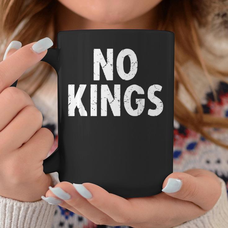 No Kings コーヒーマグ 面白い贈り物