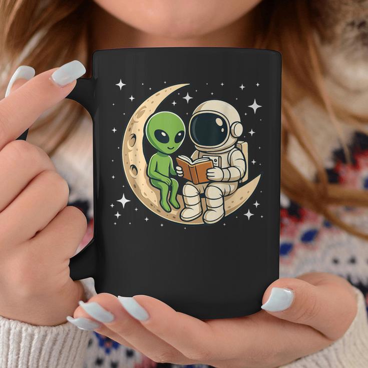Reading Astronaut & Alien Reading Bookworm Reader Graphic Print Coffee Mug Unique Gifts