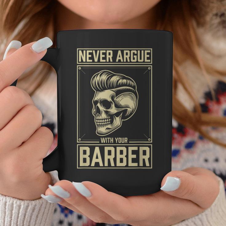 Skull Never Argue With Your Barber クラシック ヴィンテージ バーバー コーヒーマグ 面白い贈り物