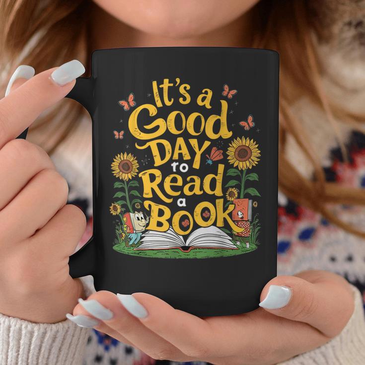 Student It's A Good Day To Read a Book Back To School Graphic Print Coffee Mug Unique Gifts